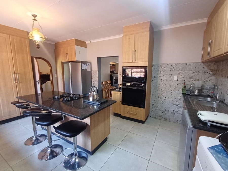 4 Bedroom Property for Sale in Universitas Ridge Free State